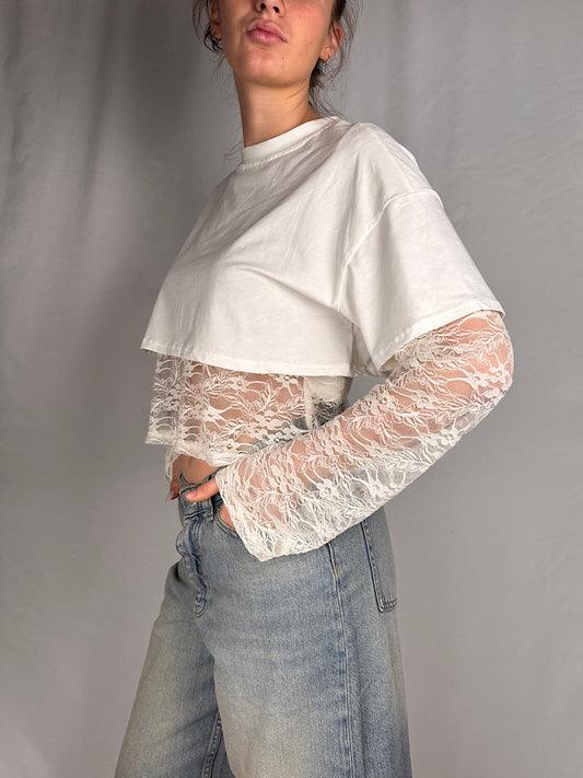 Completo T-shirt Crop + Maglia Pizzo Armonia Bianca