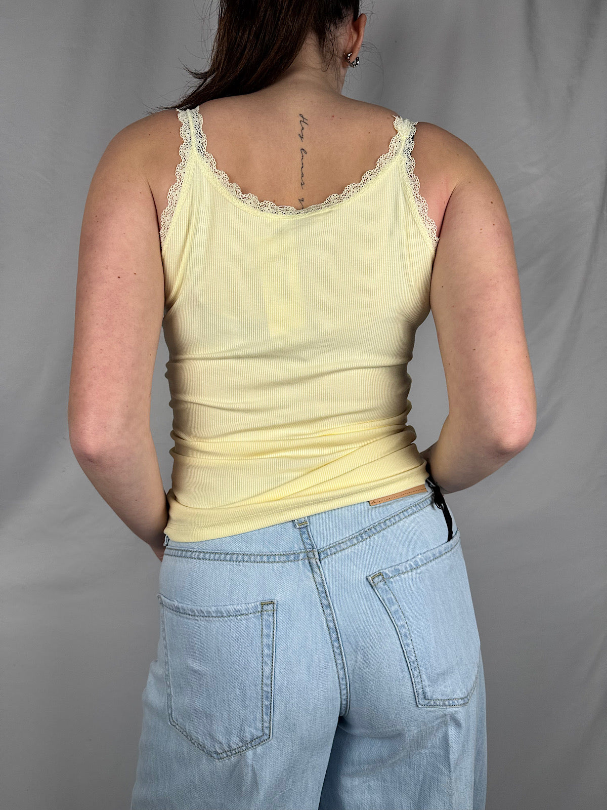 Canotta Costine Dettaglio Pizzo Armonia Giallo