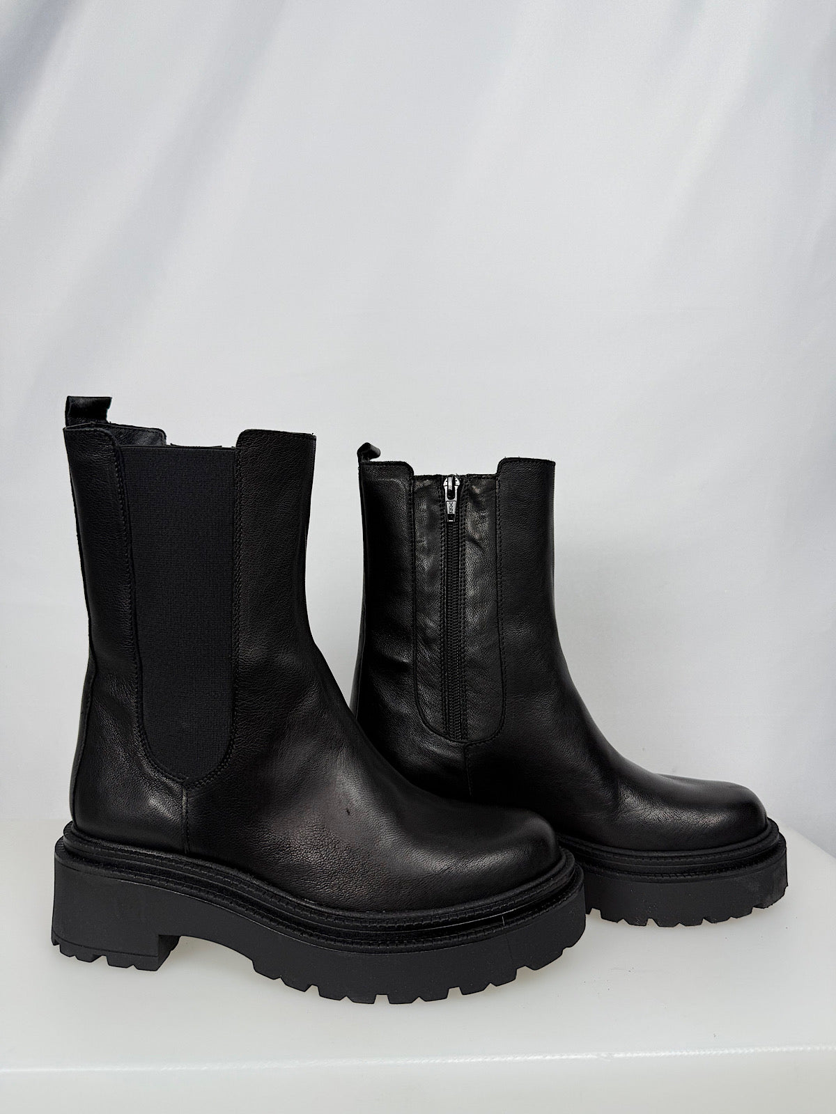 Beatles Con Zip Nero Divine Follie