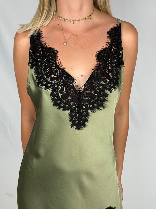 Abito Sottoveste con Pizzo Nero Tensione-In Verde Militare