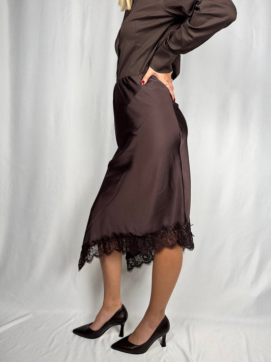Gonna Effetto Satin Asimmetrica con Pizzo Marrone Armonia