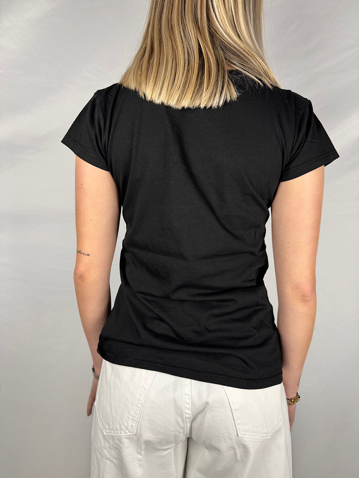 T-Shirt Basica Girocollo Nera Susy Mix