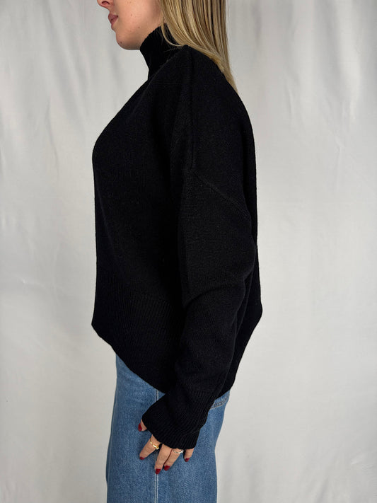 Maglia Collo Alto Nero Tensione-In