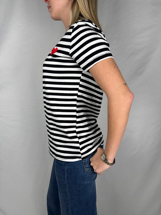 T-Shirt Righe con Ricamo Nero Armonia