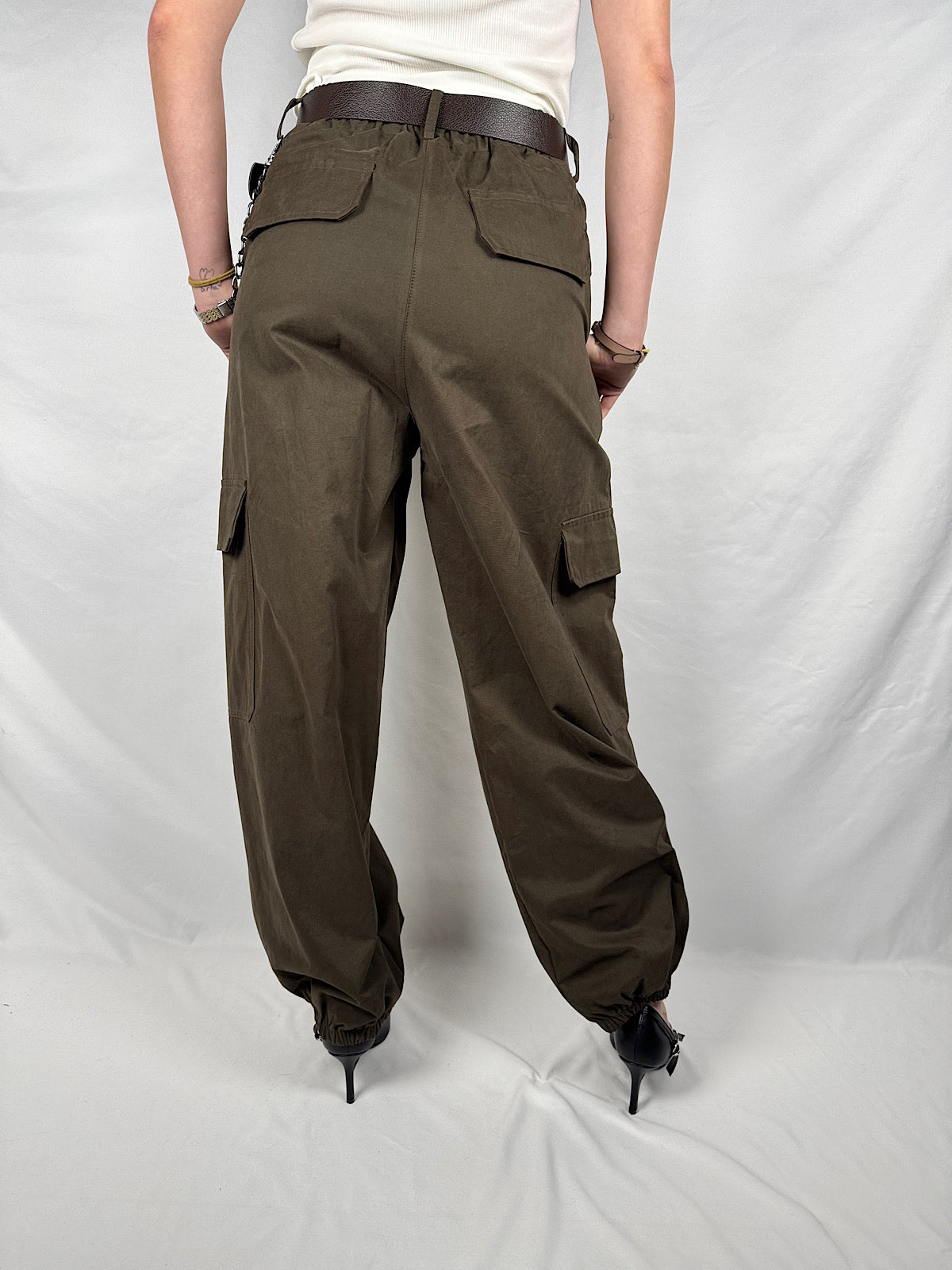 Pantalone Con Tascone e Cintura Vicolo Moro