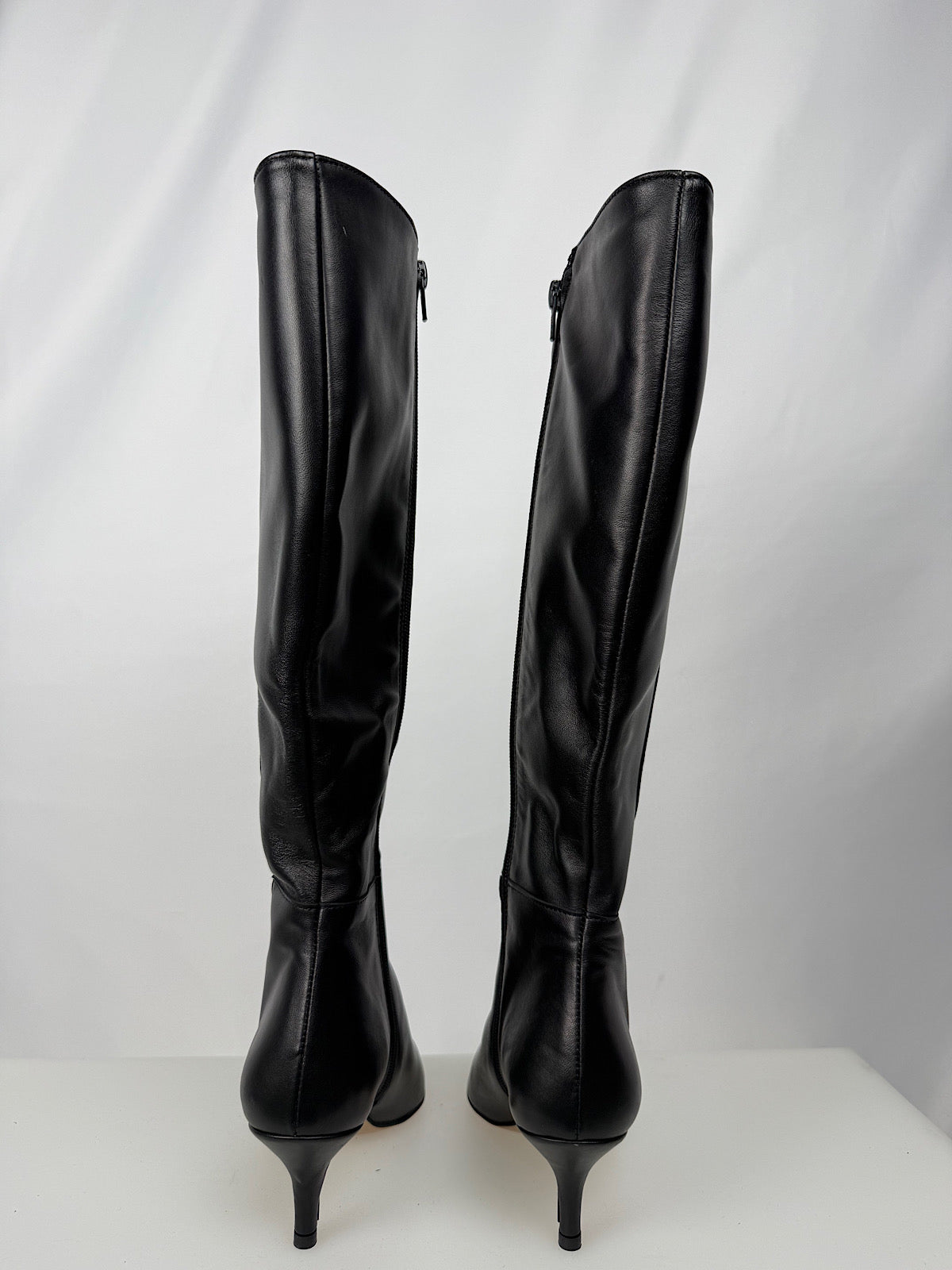 Stivale Alto con Tacco a Spillo Divine Follie Nero