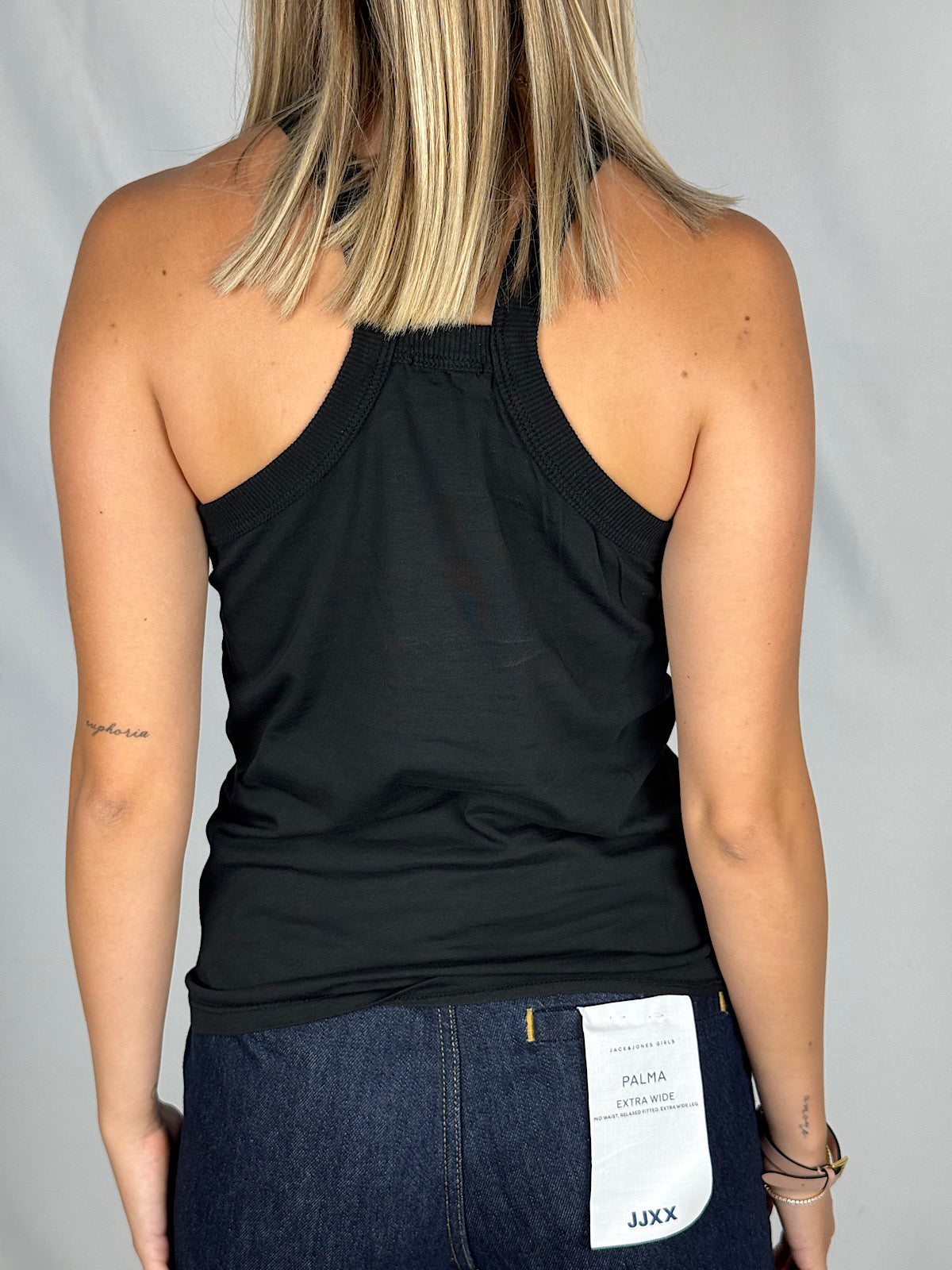 Canotta con Bordo Costina SusyMix Nera