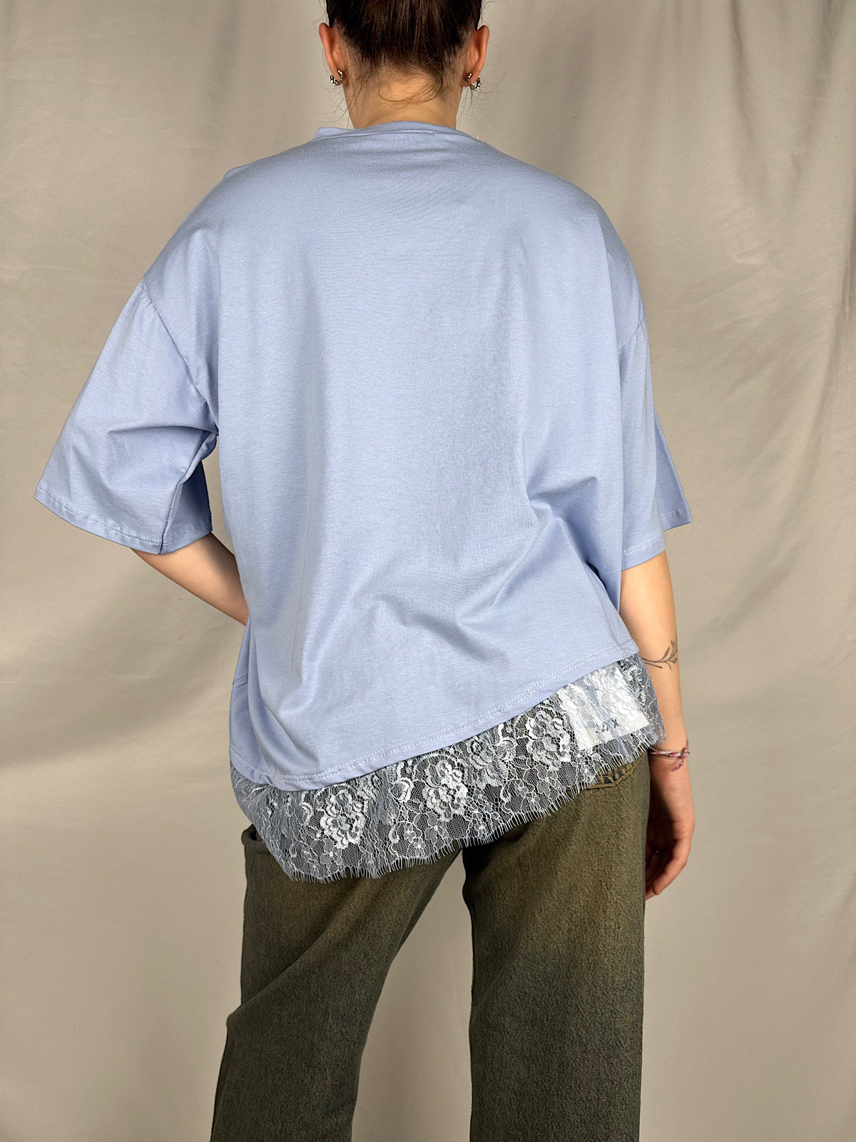 T-Shirt con Pizzo Celeste Armonia