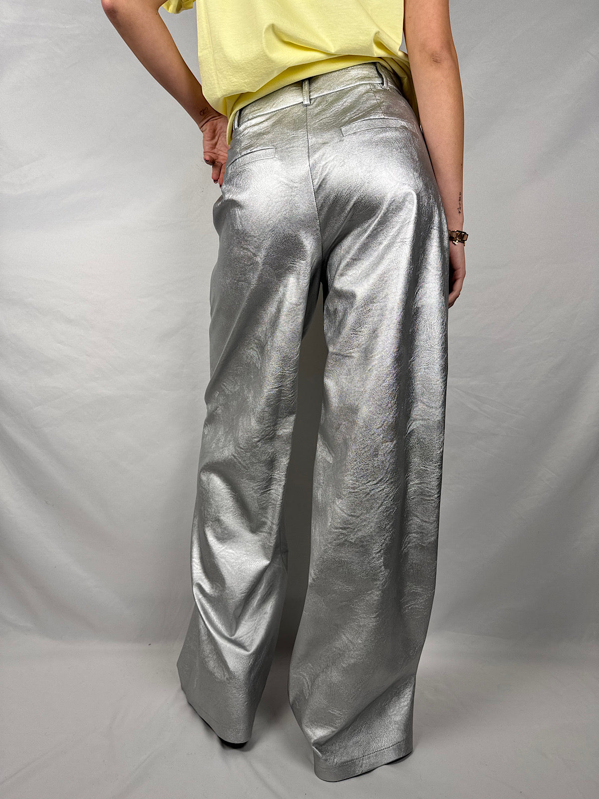 Pantaloni Eco-Pelle Argento Tensione-In