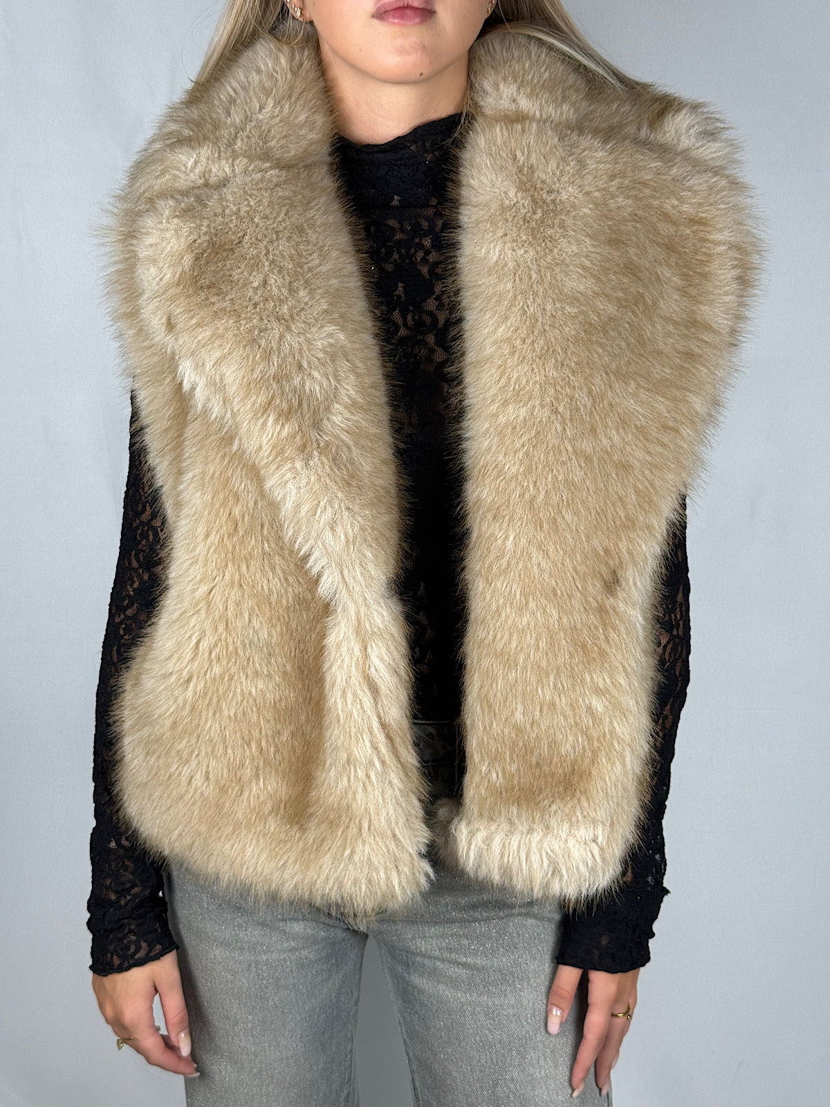 Gilet in Pelliccia Tensione-In Beige