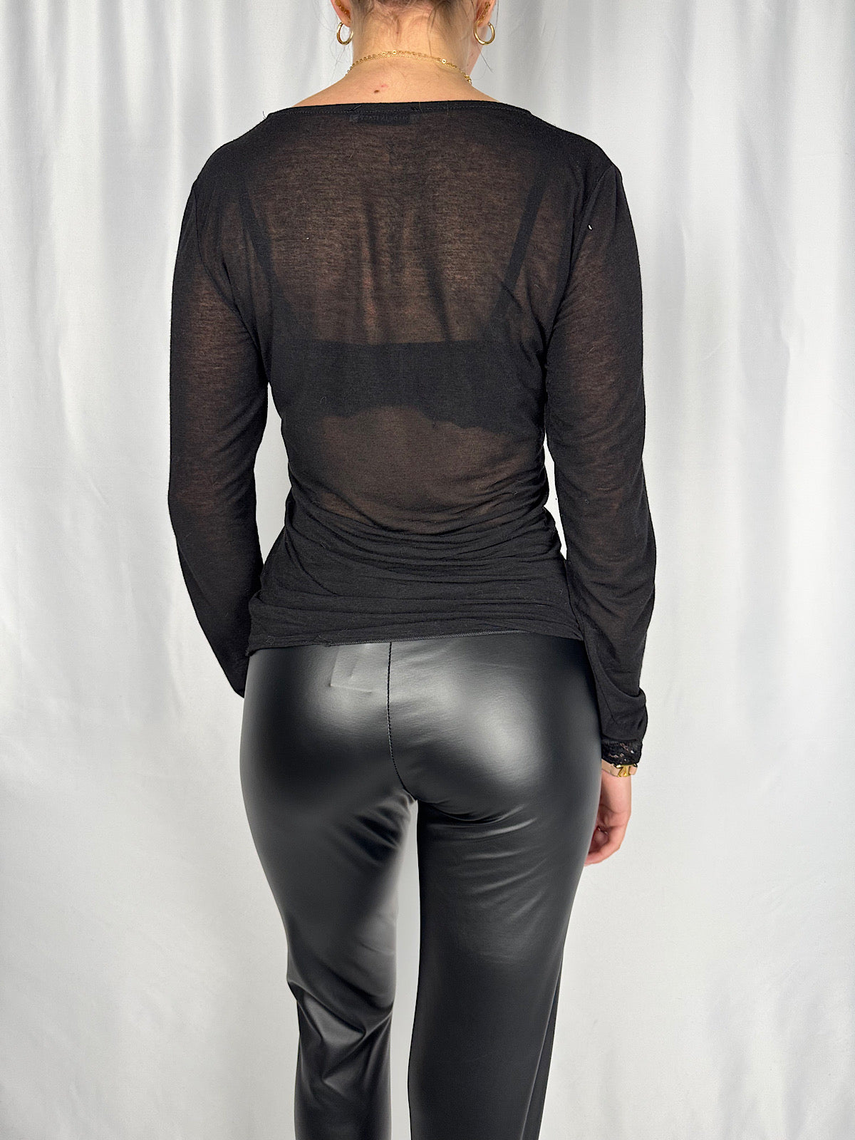 Maglia Misto Cachemere con Pizzo Nero Armonia