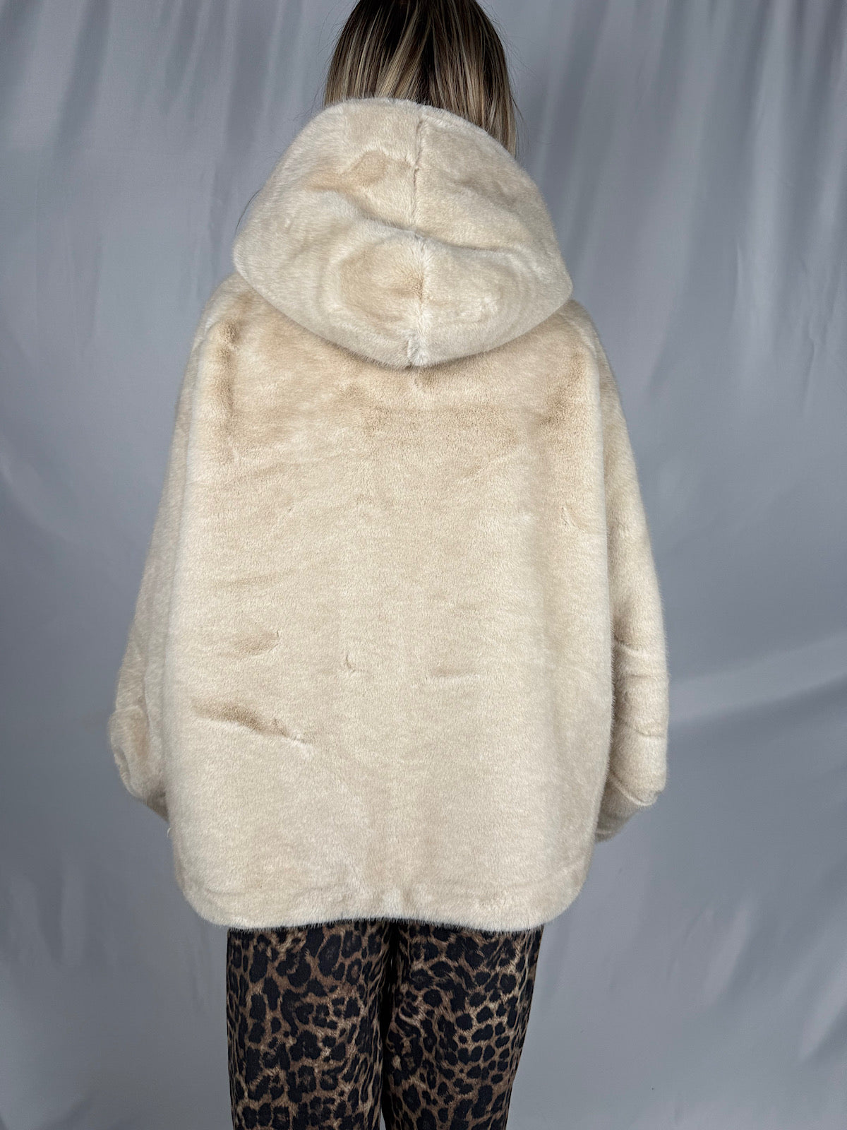 Eco-Pelliccia con Gioiello SusyMix Bianca