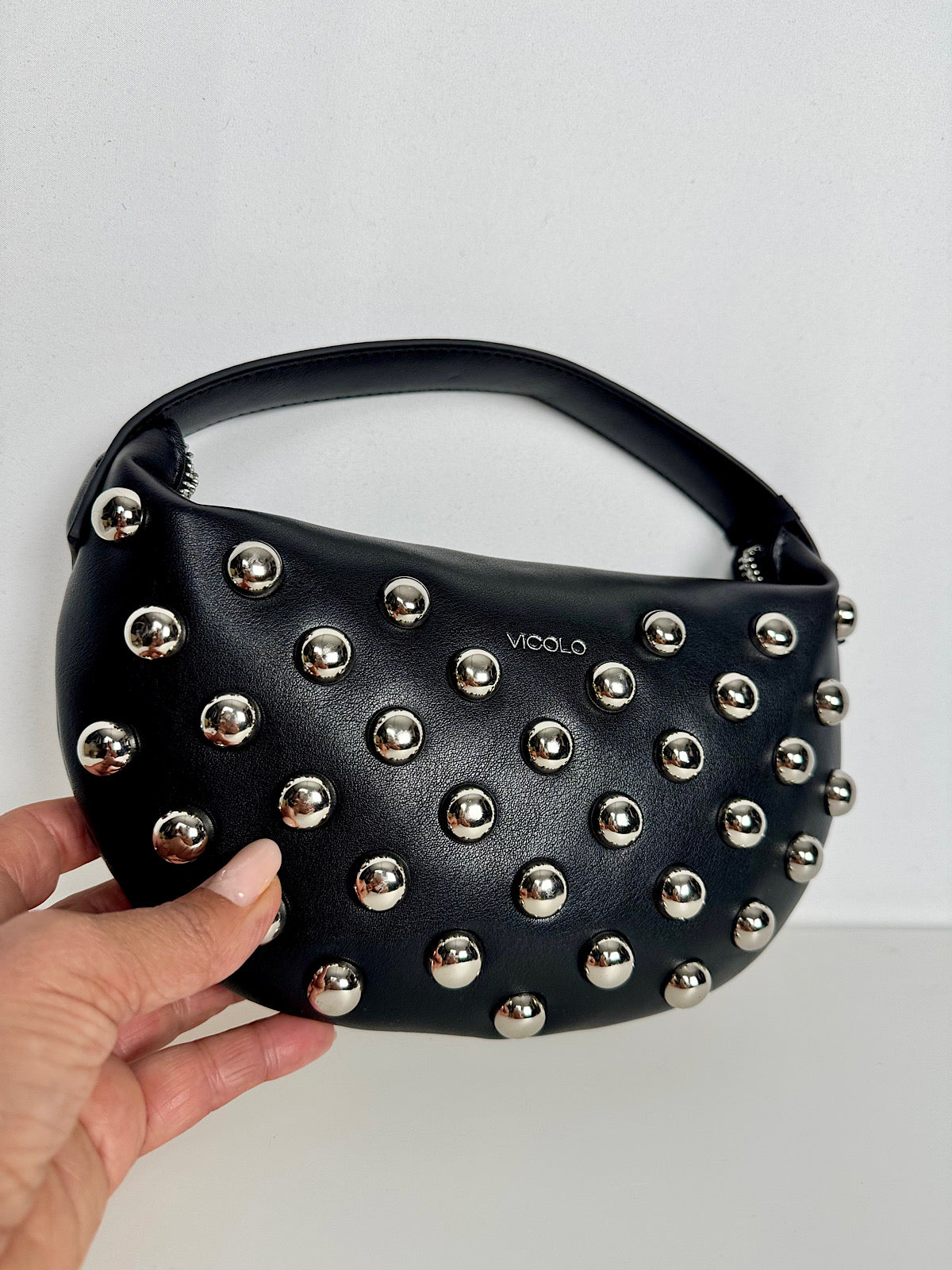 Borsa Croissant Studded Nera Vicolo