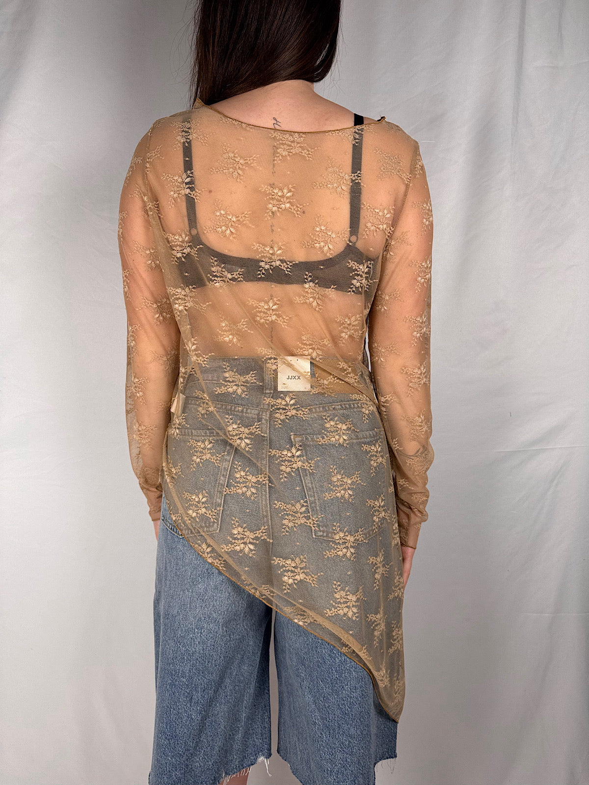 Maglia Pizzo Asimmetrica Armonia Nude