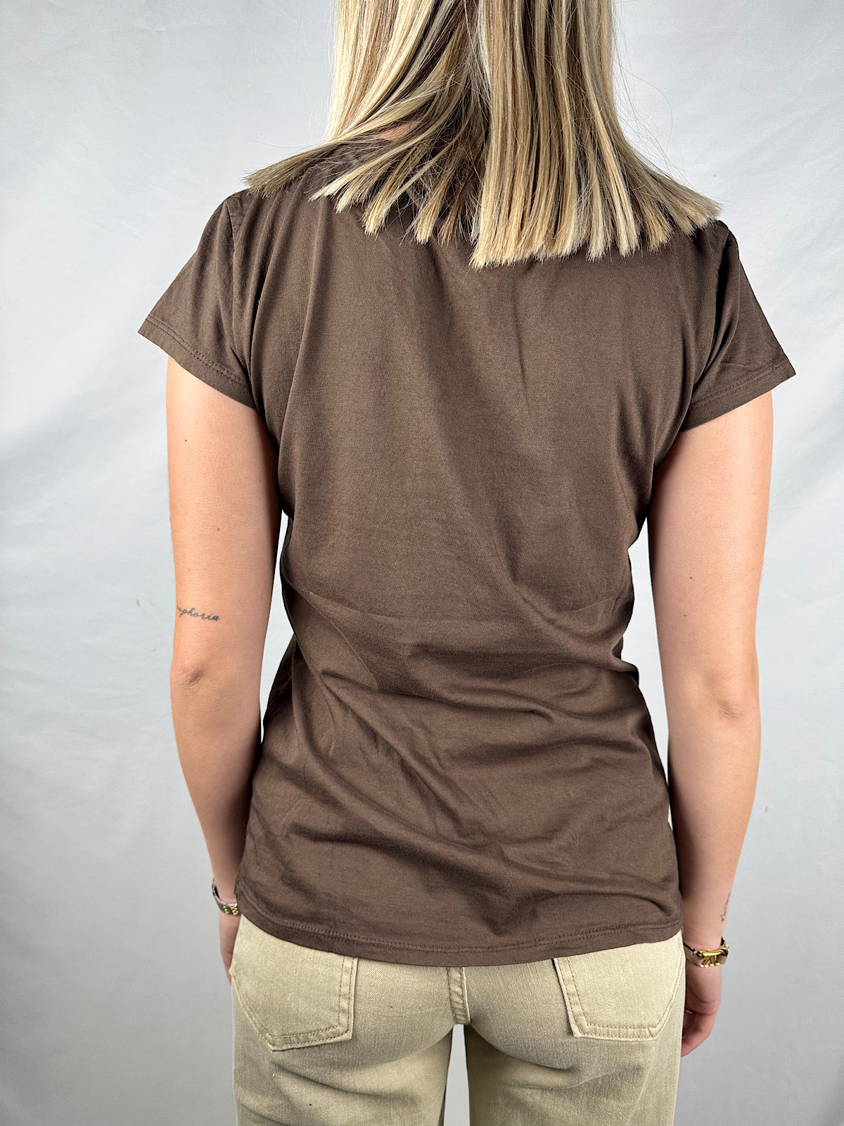 T-Shirt Basica Scollo a V Cioccolato Susy-Mix