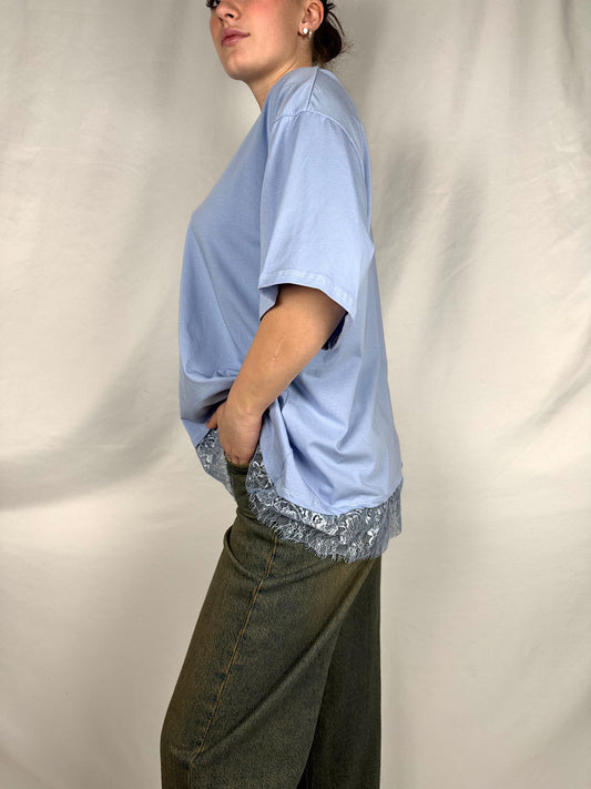 T-Shirt con Pizzo Celeste Armonia