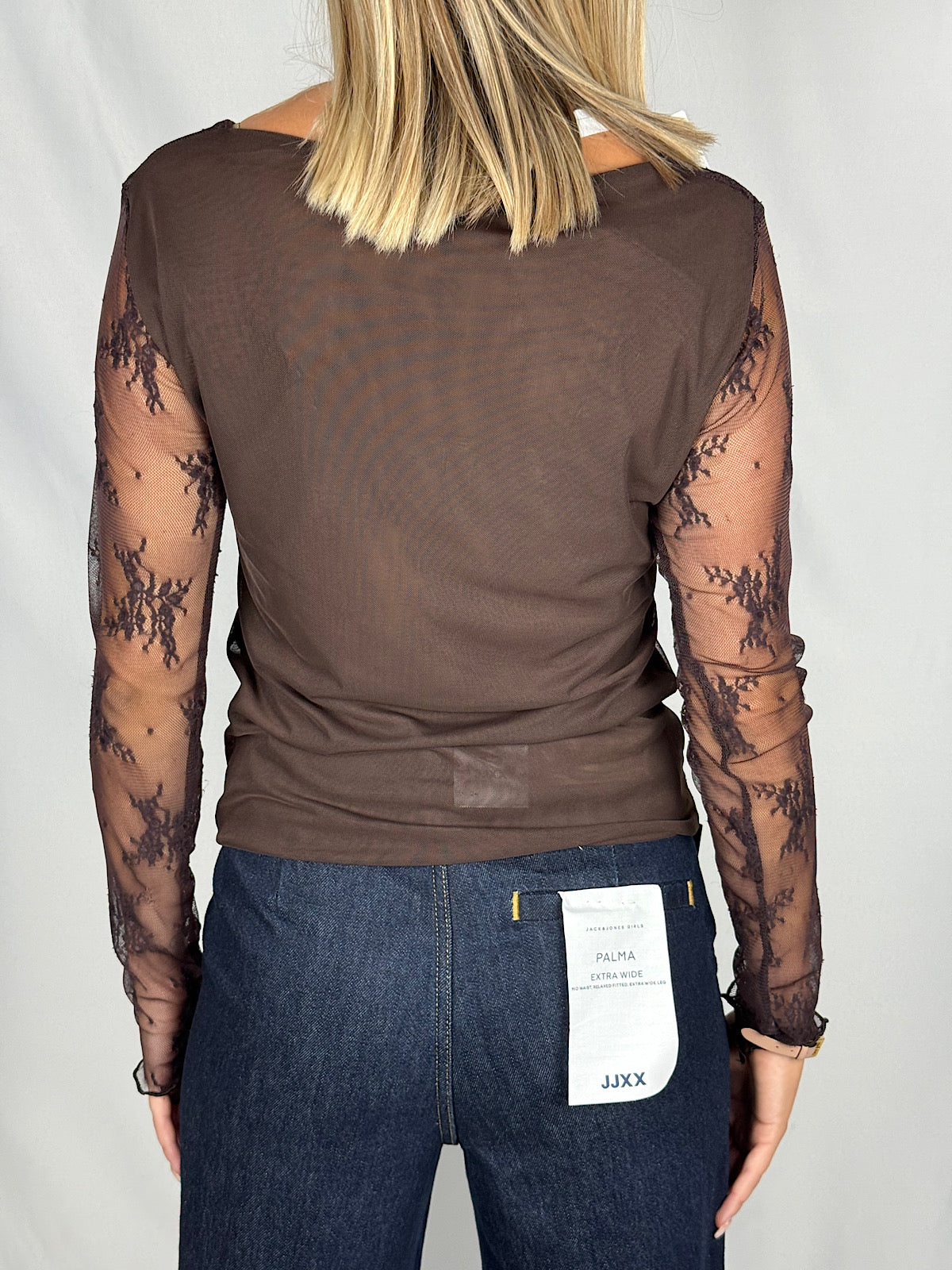 Top con Maniche in Pizzo SusyMix Marrone