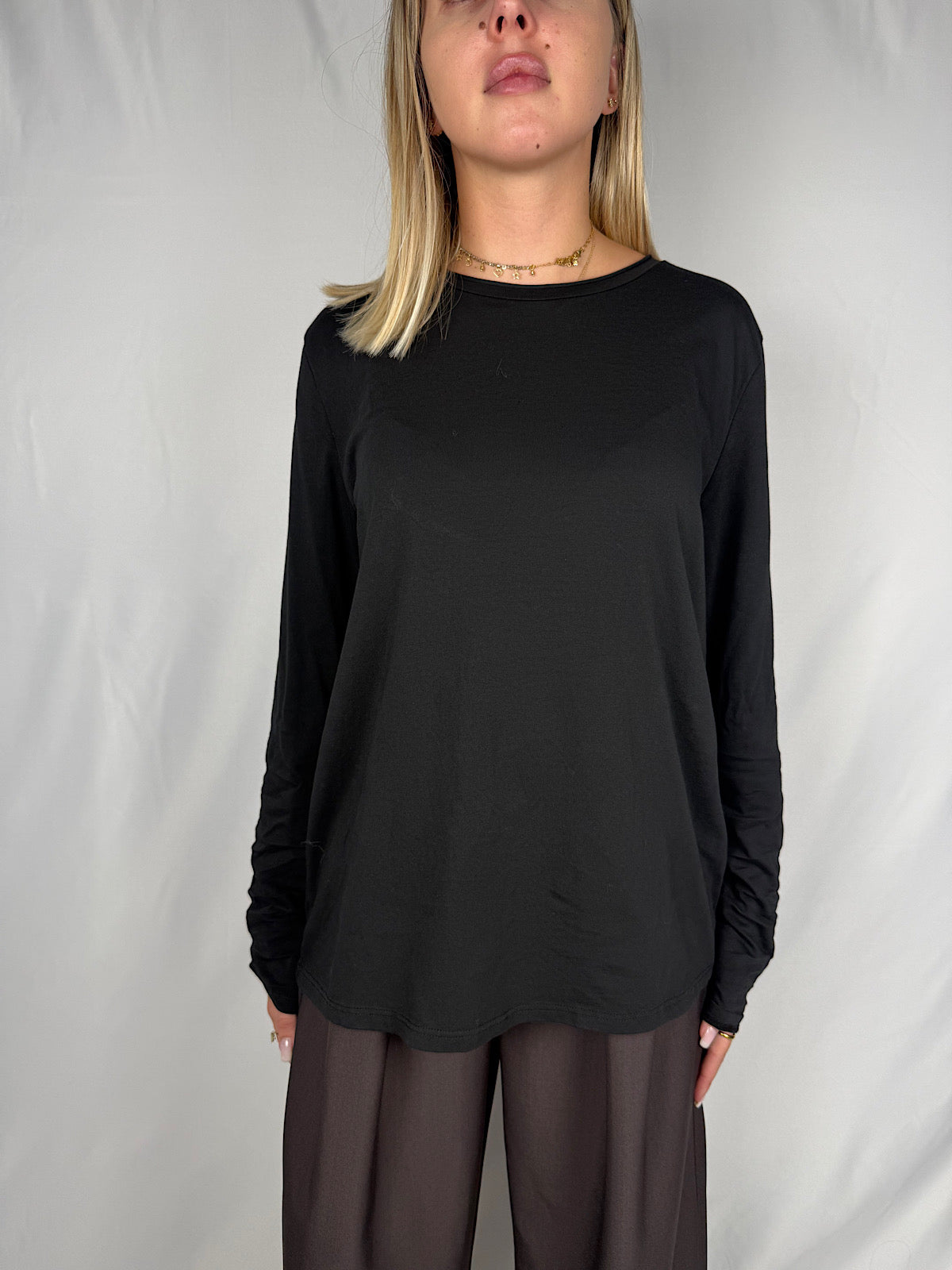 T-Shirt a Manica Lunga Armonia Nera