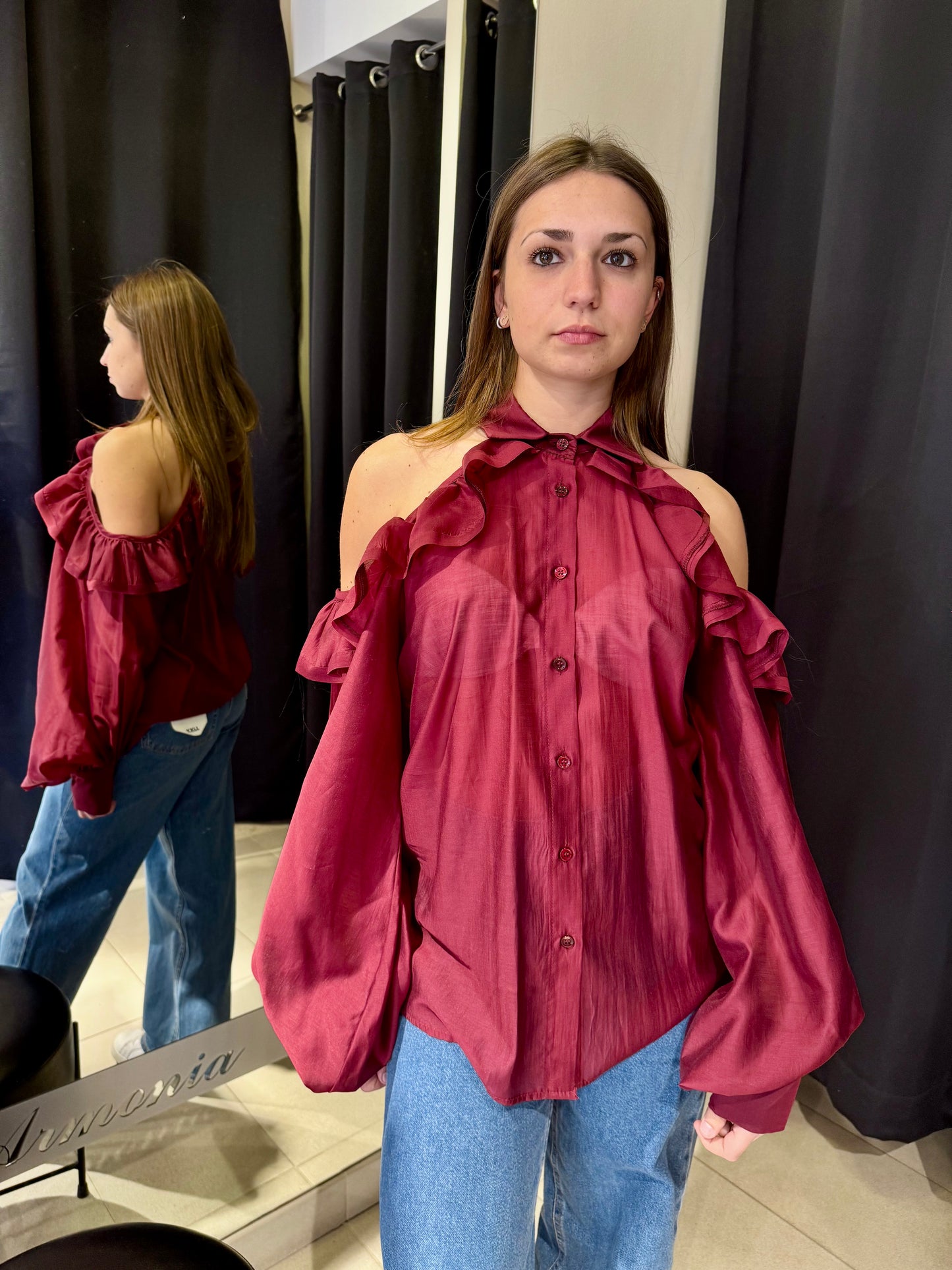 Camicia con Cut Out Spalle e Rouches Bordeaux