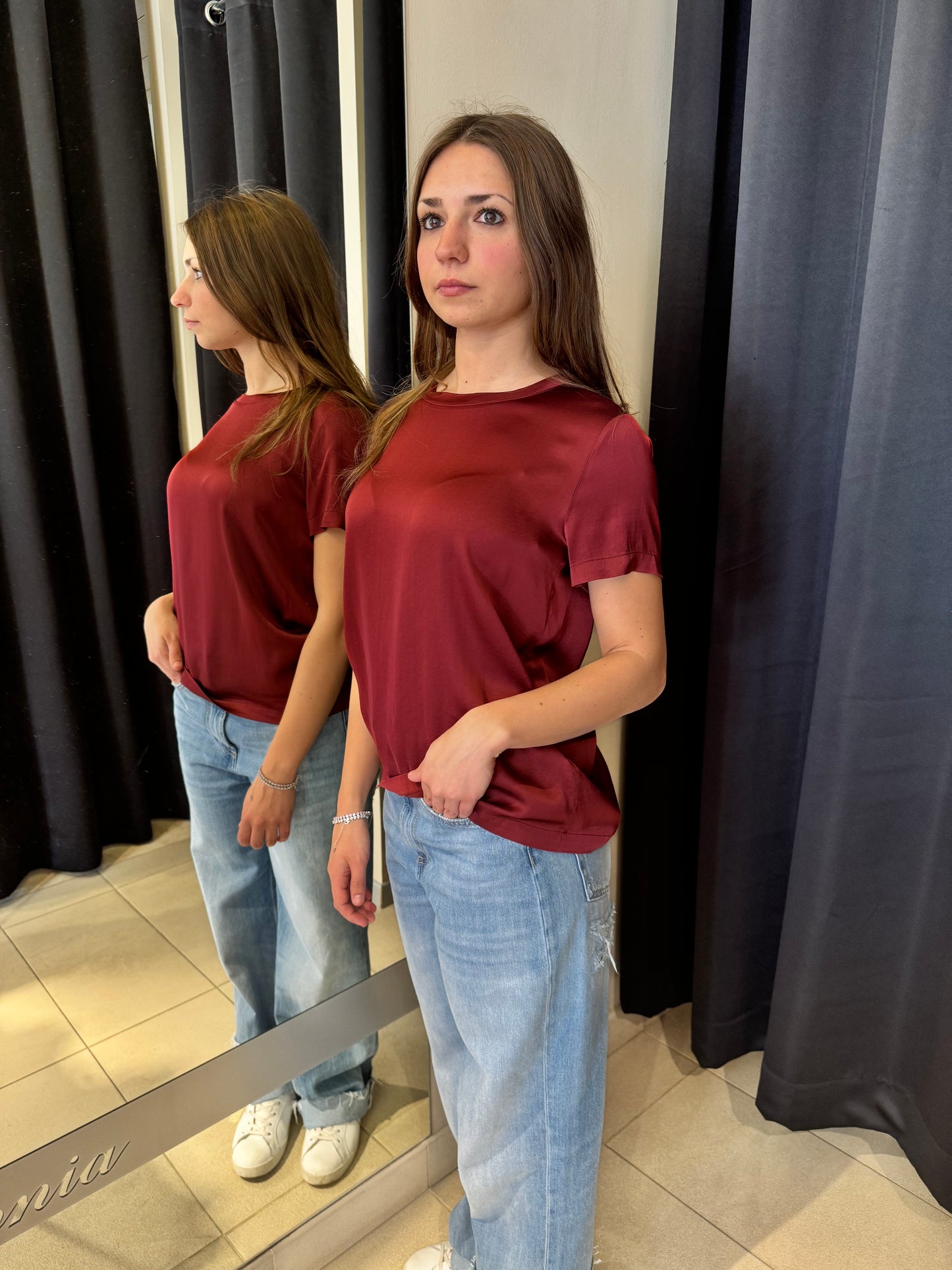T-Shirt In Satin Girocollo