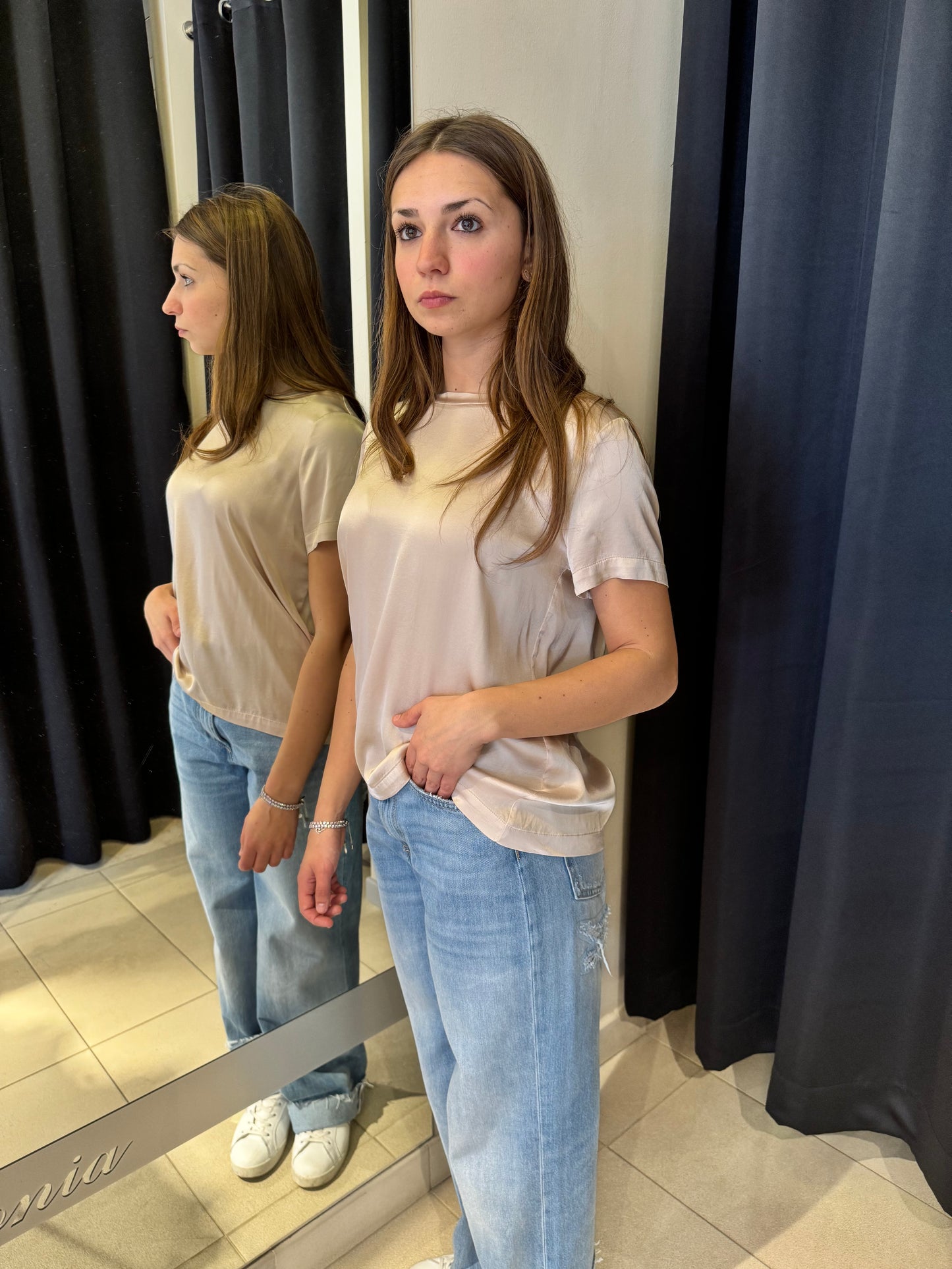 T-Shirt In Satin Girocollo