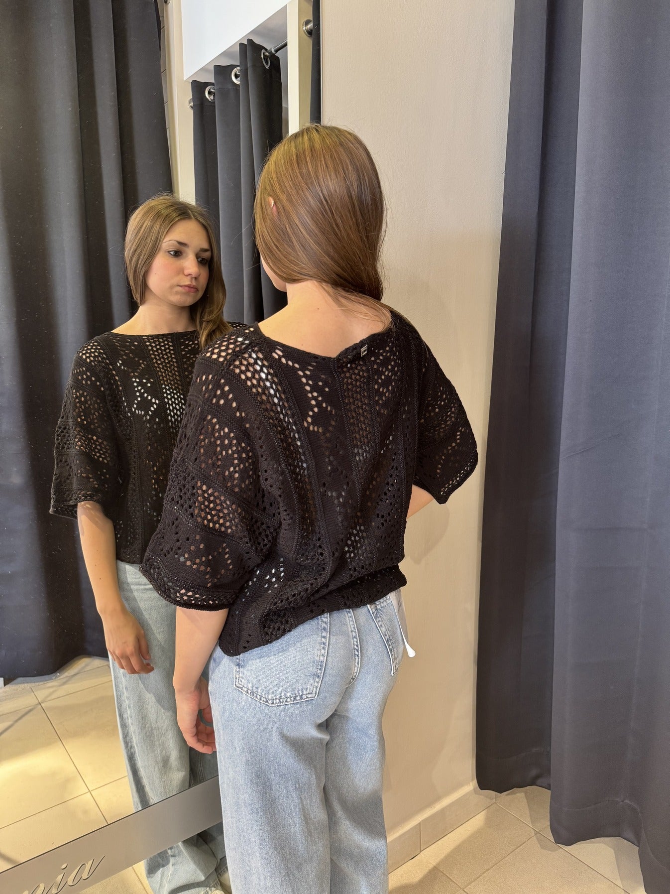 T-Shirt Manica A Tre Quarti Traforata Nera