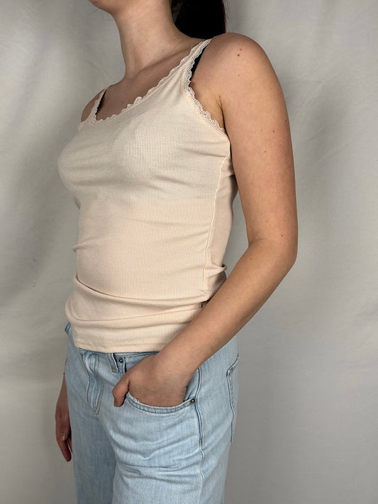 Canotta Costine Dettaglio Pizzo Armonia Cipria