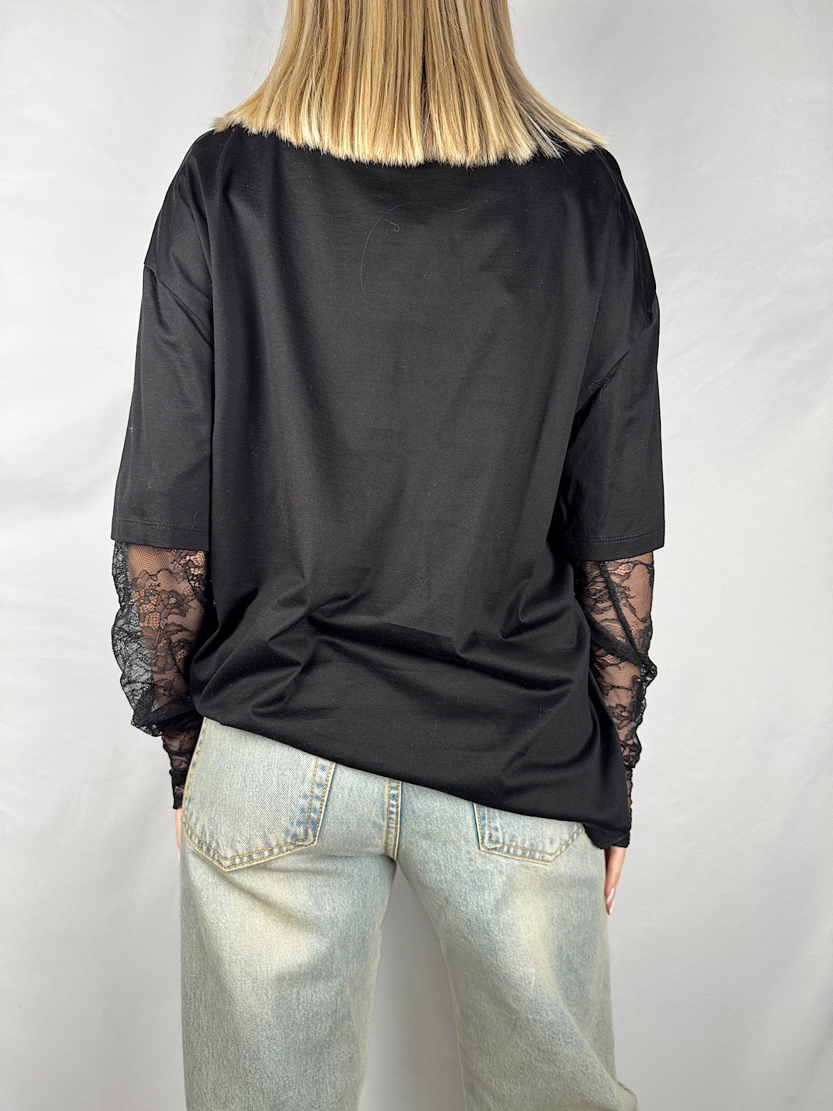 Maglia Maniche in Pizzo Nera Vicolo