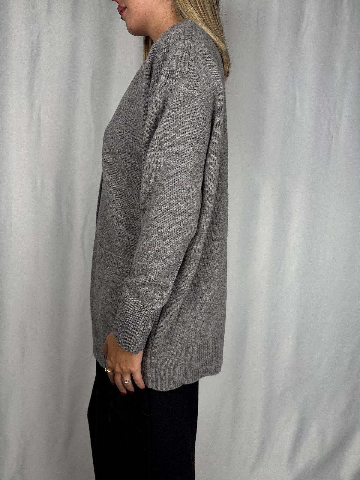 Cardigan Over Grigio Vicolo