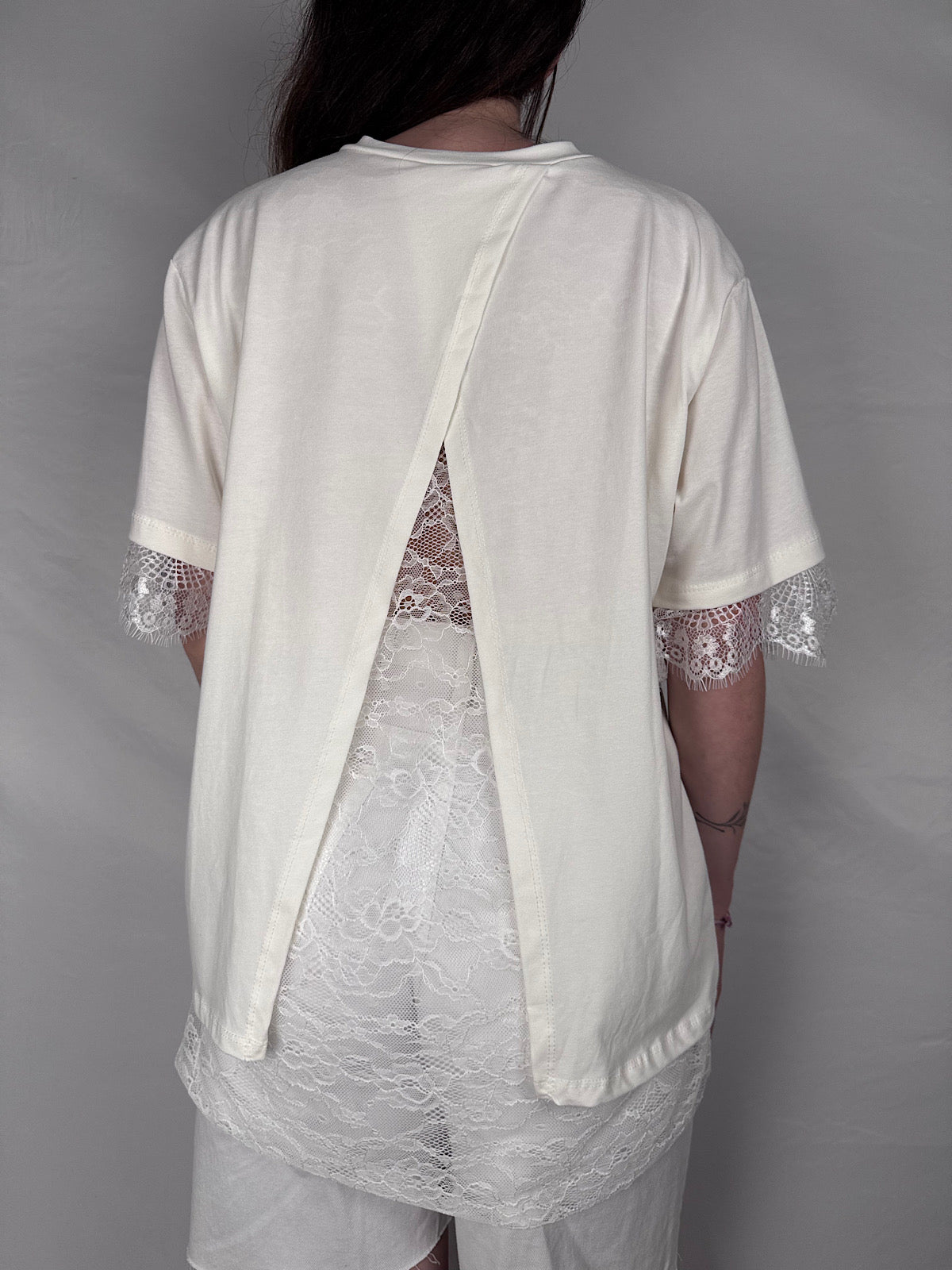 T-Shirt con Pizzo Armonia Bianca