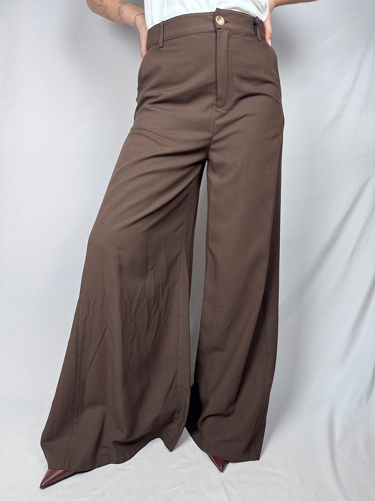Pantalone Ampio con Spicchio Laterale Vicolo Moro