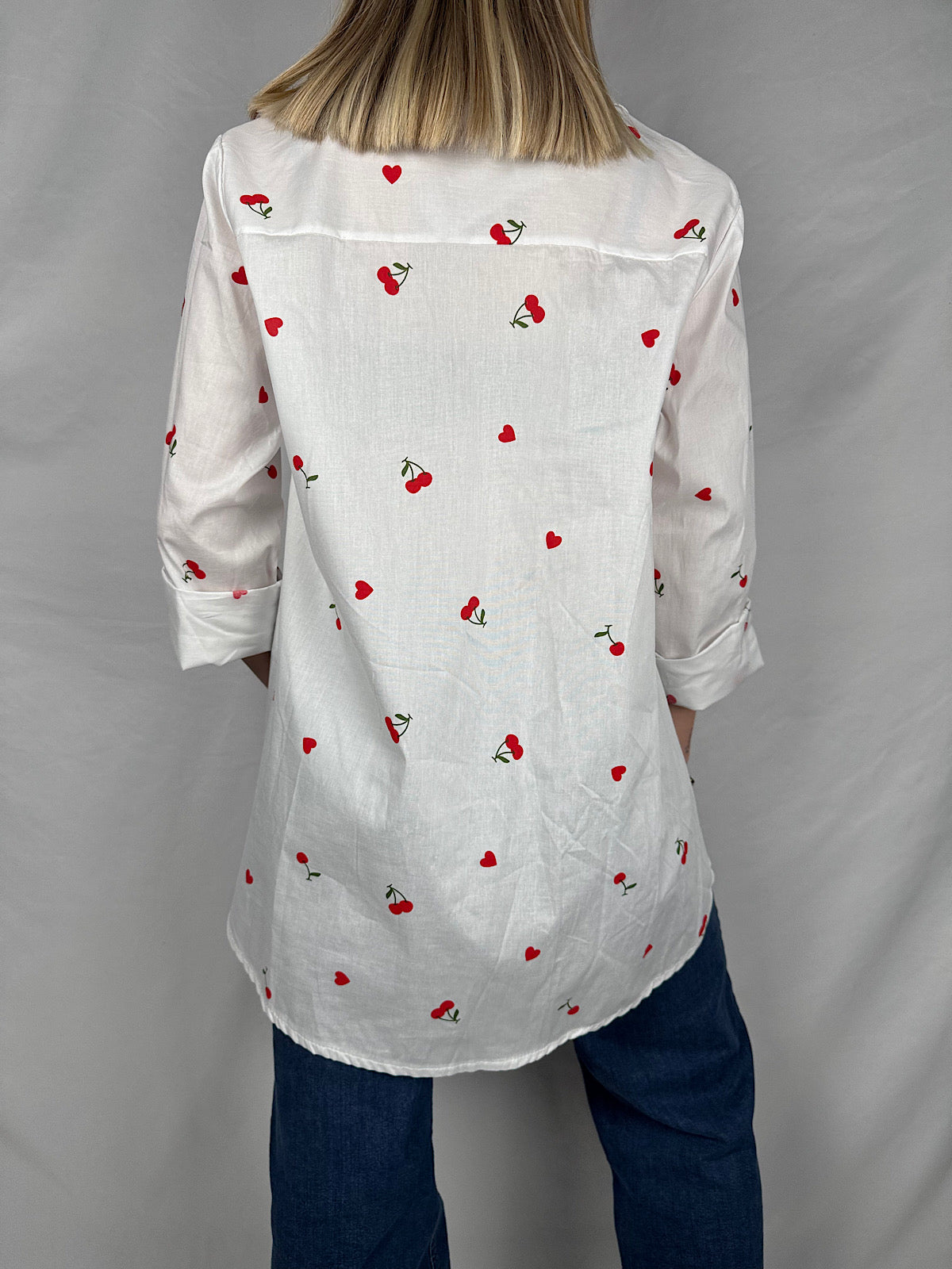 Camicia con Cuori e Ciliegie Bianca Armonia