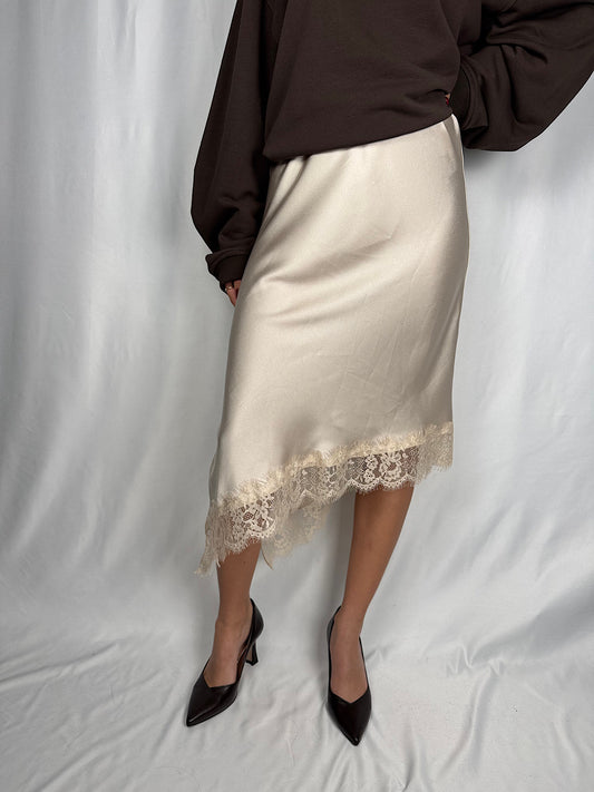 Gonna Effetto Satin Asimmetrica con Pizzo Panna Armonia