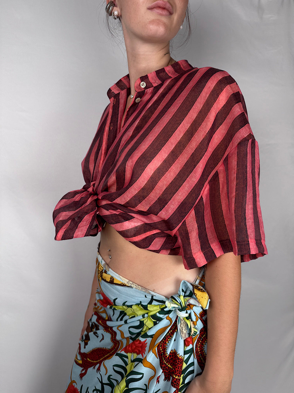 Camicia in Mussola Fantasia Geometrica Tensione In India