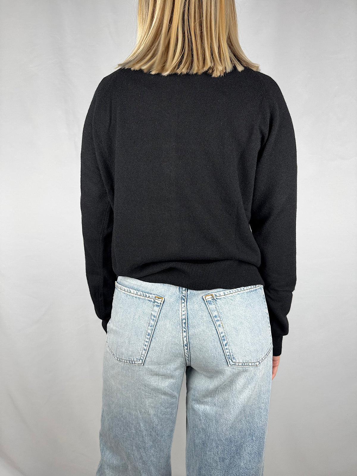 Cardigan Bottoni Gioiello Nero Vicolo