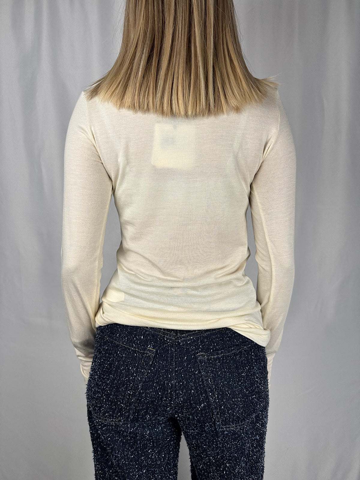 Maglia Manica Lunga a Collo Alto Bianca Vicolo