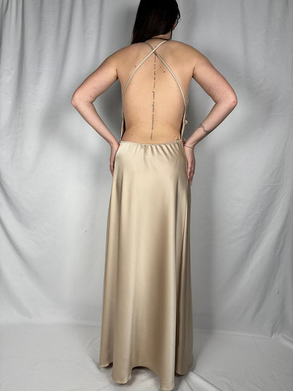 Abito Con Incrocio sul Retro