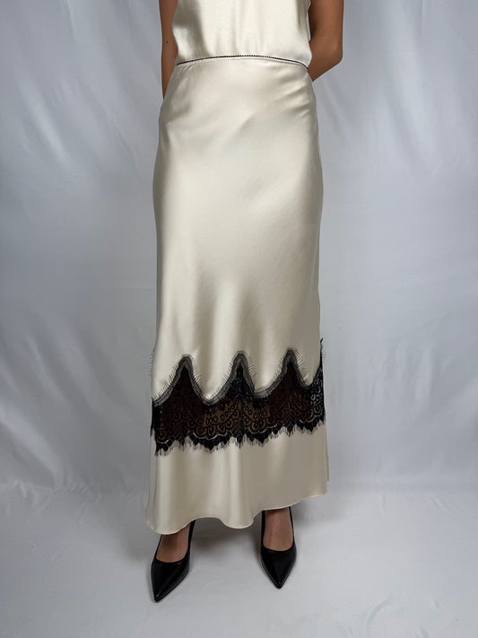 Gonna Lunga Satin con Pizzo Nero Tensione-In Panna