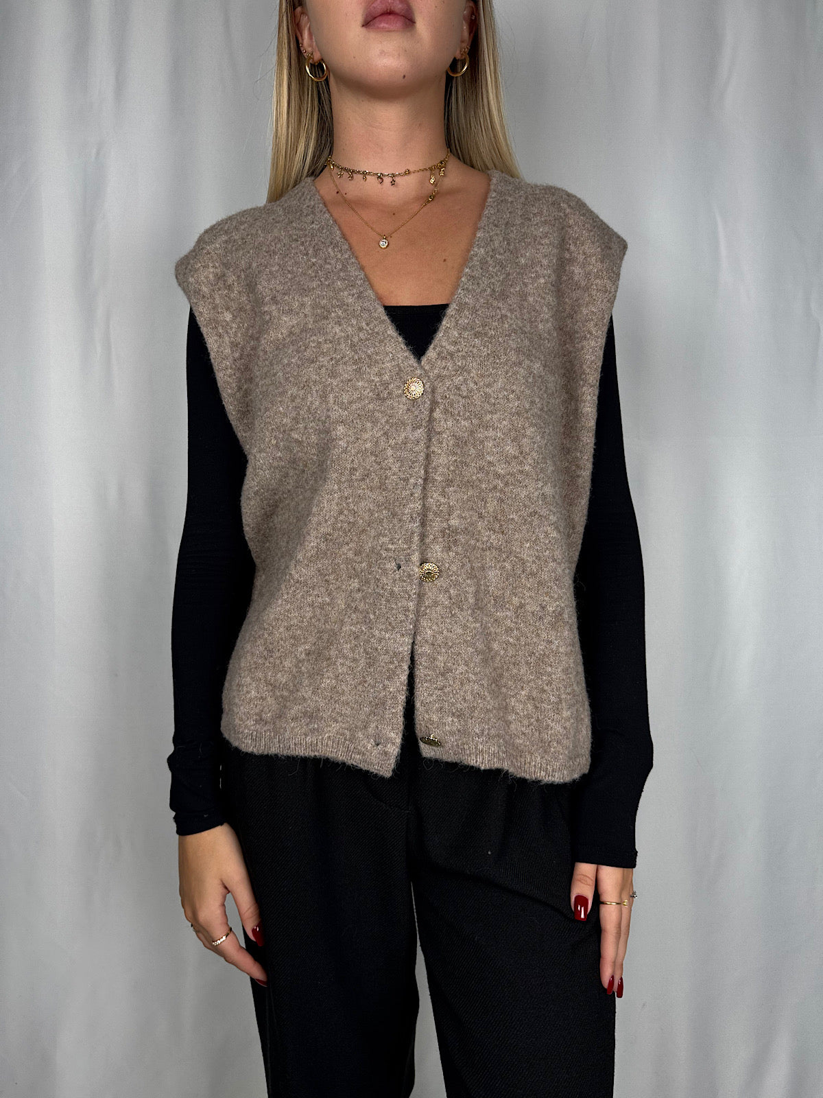 Gilet con Bottoni Beige Armonia