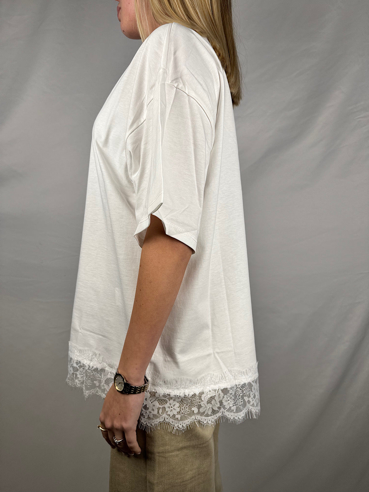 T-Shirt Over con Pizzo Panna Susy-Mix