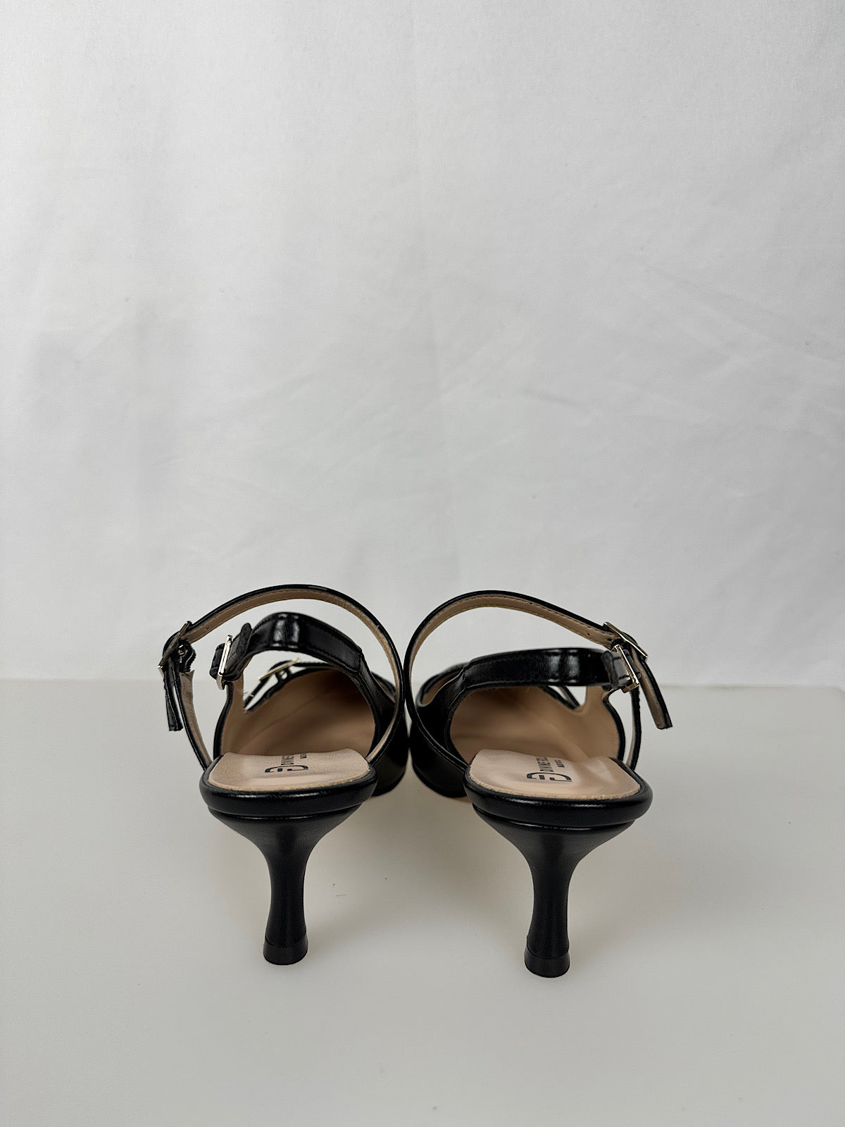 Decollete con Fibbie Nere Divine Follie