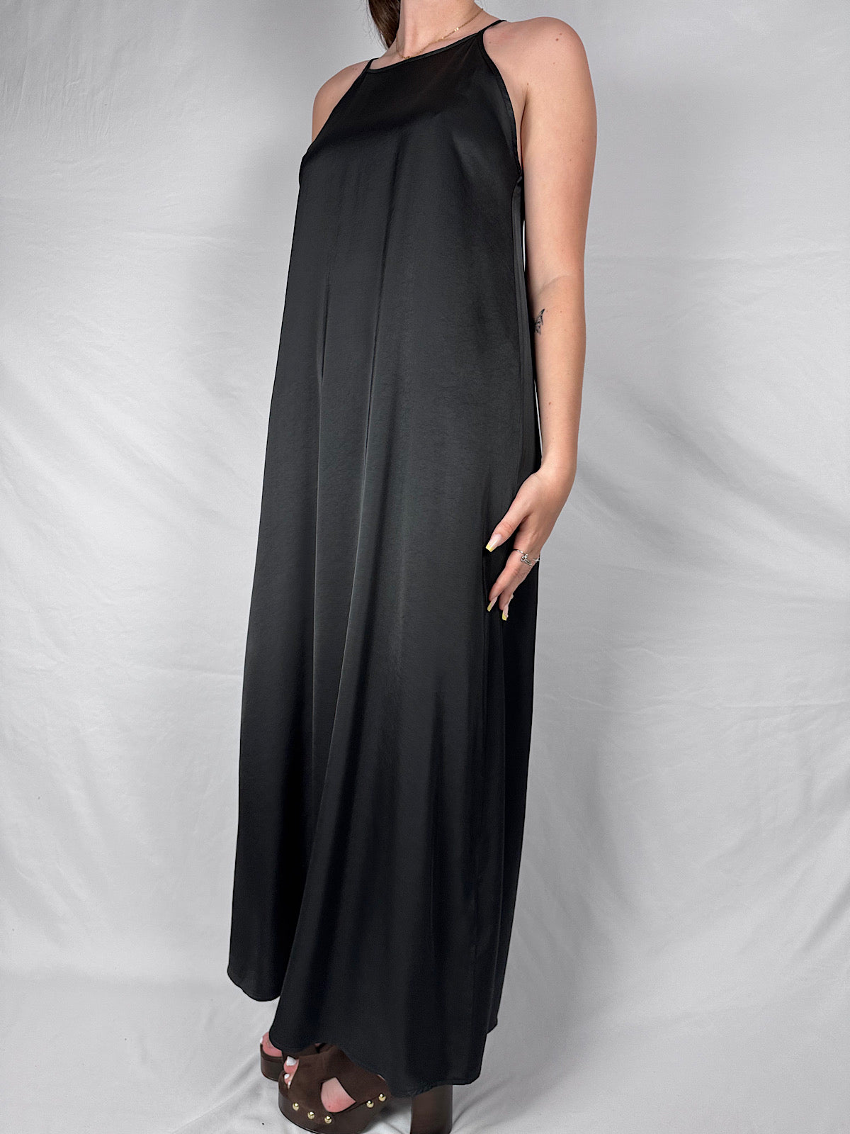 Abito Scollo Quadrato Satin Vicolo Nero