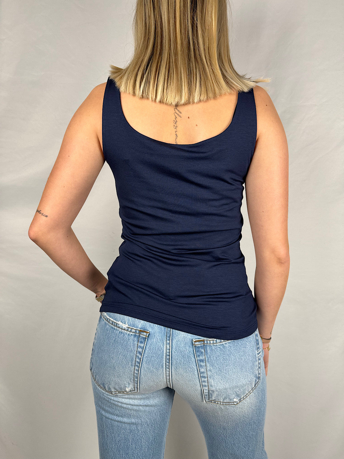 Canotta Scollo Quadro Blu Navy Vicolo