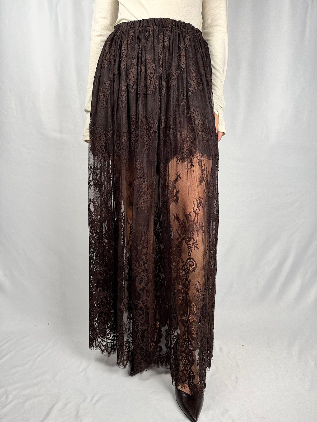 Gonna in Pizzo Marrone Vicolo