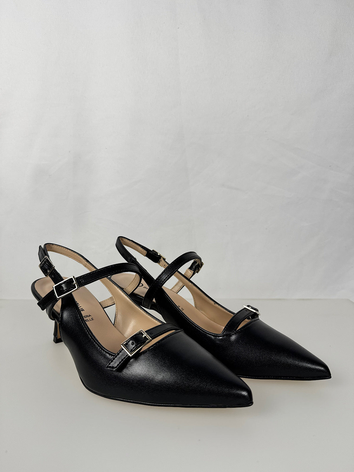 Decollete con Fibbie Nere Divine Follie