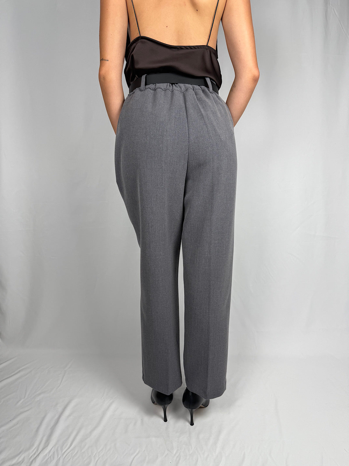 Pantalone con Cintura Tensione-In Grigio