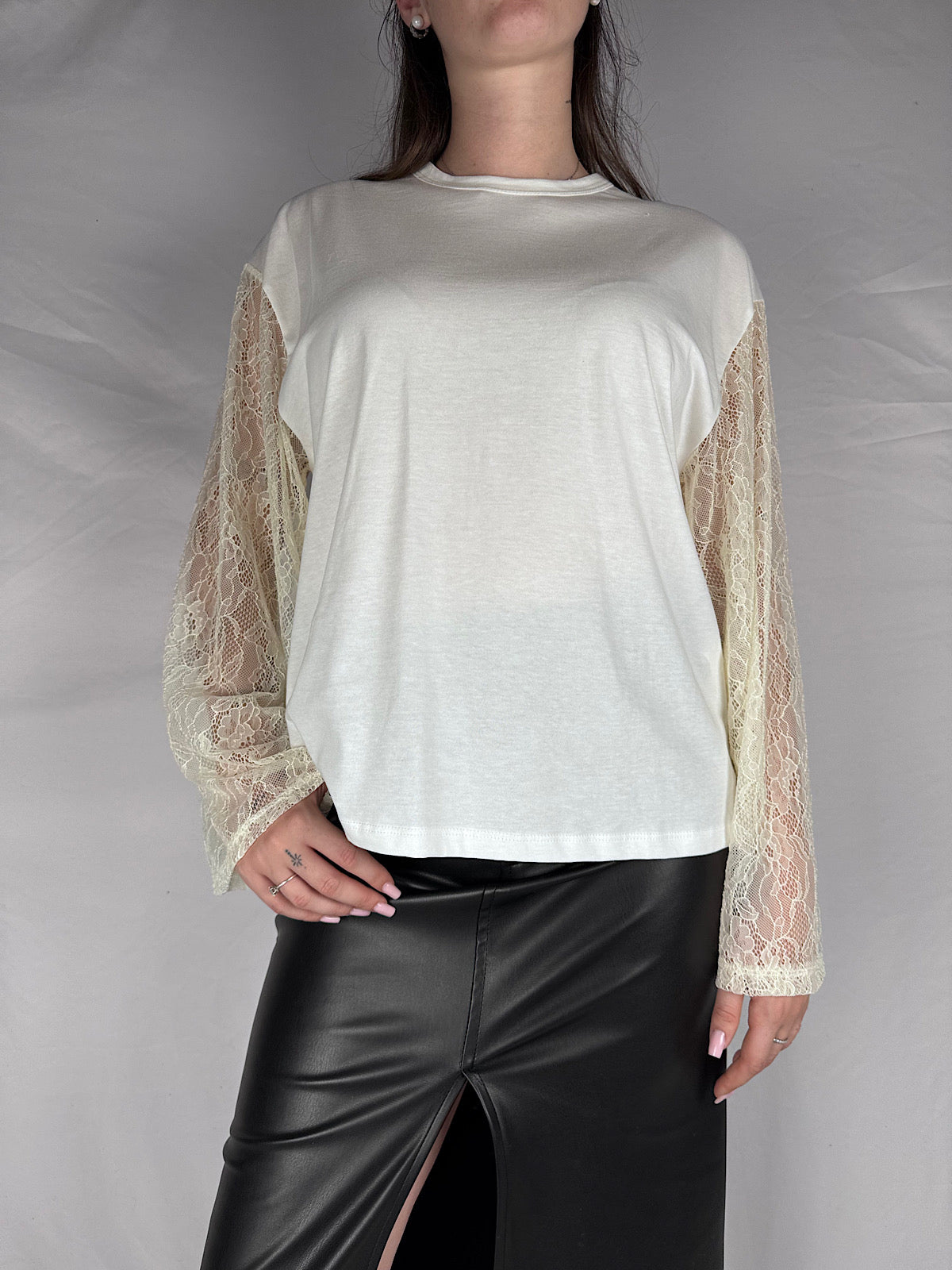 T-Shirt  Maniche Pizzo Ampie Vicolo Naturale