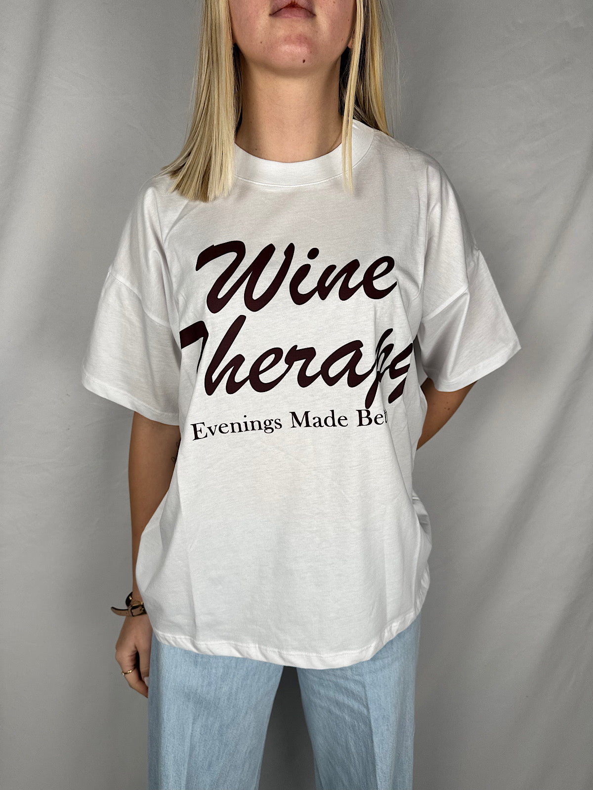 T-Shirt Bianca con Stampa Vicolo