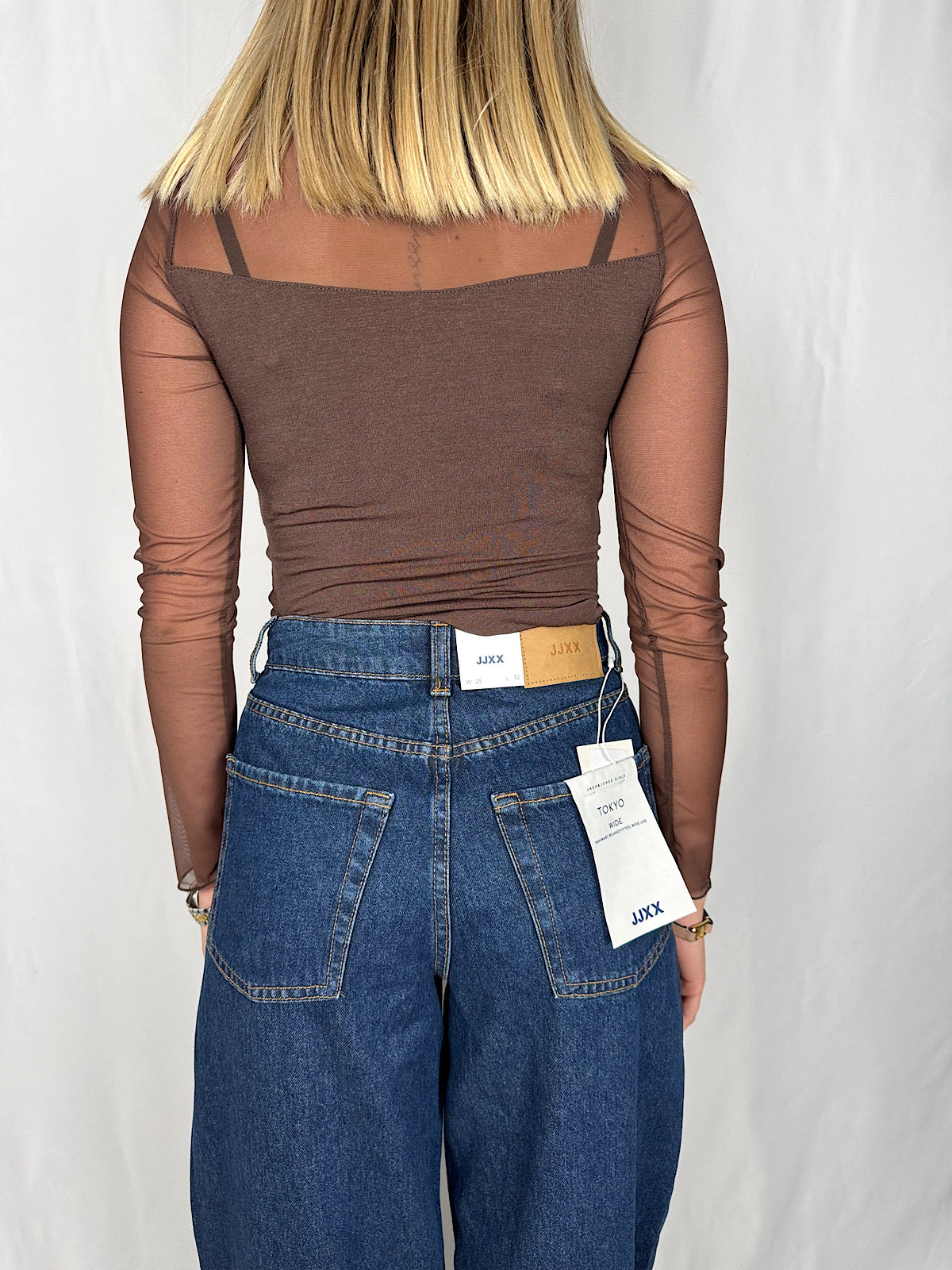 Maglia con Maniche in Tulle Marrone Armonia