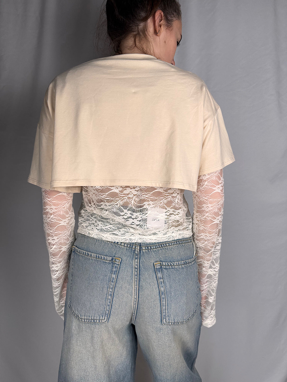 Completo T-shirt Crop + Maglia Pizzo Armonia Beige